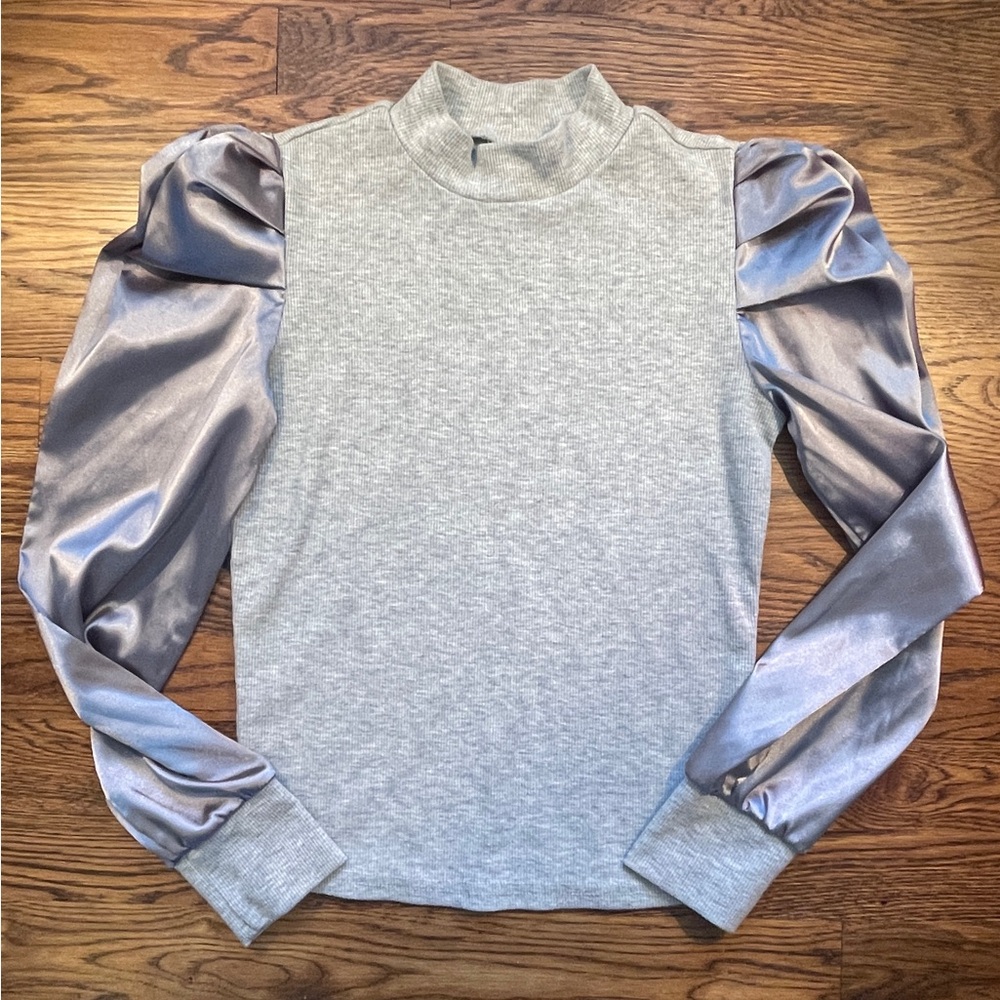 SHEIN Girls’ Gray Ribbed Top with Satin Sleeves Size 8-10